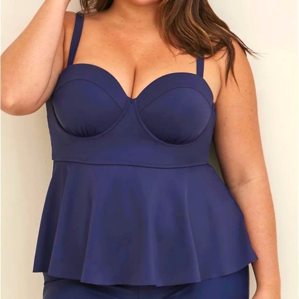 ❤️NWT TORRID SWIM TOP PEPLUM UNDERWIRE LIGHTLY LINED TANKINI Cup (D/DD)